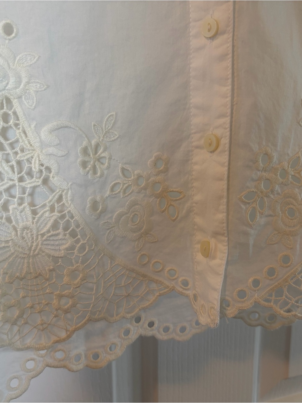 Embroidered Cutwork Sleep Set - Picture 4 of 8